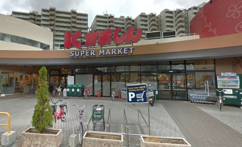 スーパー　かましん カルナ戸祭店（スーパー）まで856m
