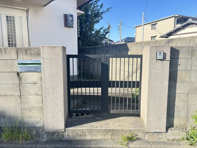 西宮市下大市貸家の外観写真