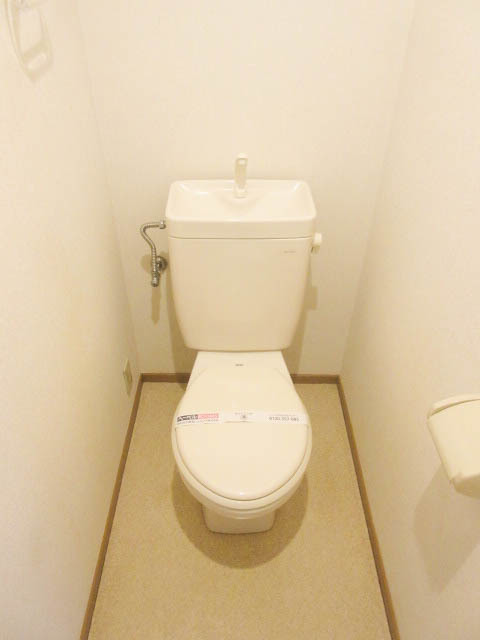 トイレ　清潔感あるトイレ