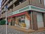 コンビニ　ローソン千葉春日一丁目店（コンビニ）まで568m