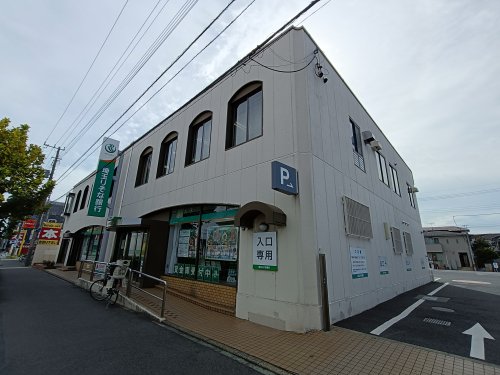 銀行　埼玉りそな銀行 川口南平支店（銀行）まで422m