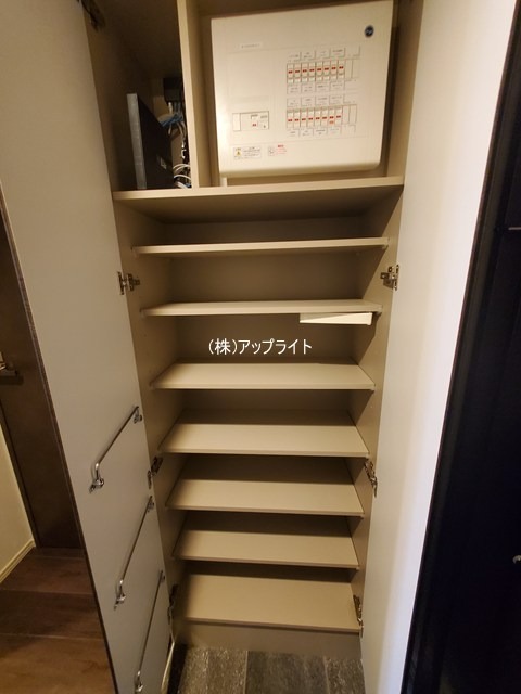 その他設備　シューズボックス