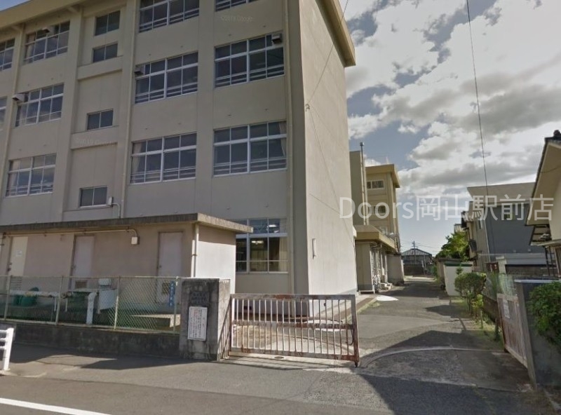 小学校　岡山市立南輝小学校（小学校）まで614m