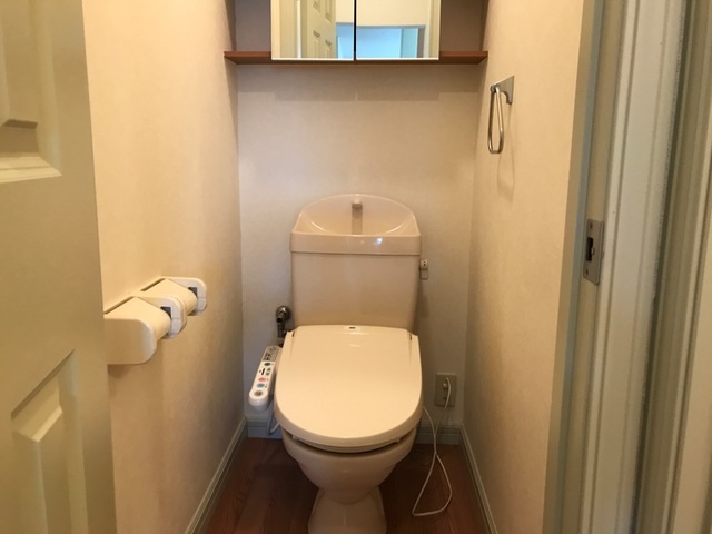 トイレ　シャワー付トイレ