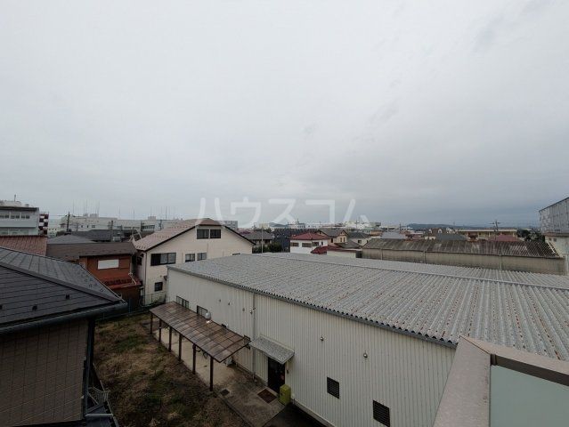 ＪＲ東海道本線 平塚駅 バス乗車時間：14分 最寄りバス停で下車 徒歩2分 3階建 築11年のその他写真
