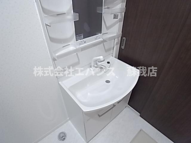 洗面設備　忙しい朝には欠かせない洗面所です