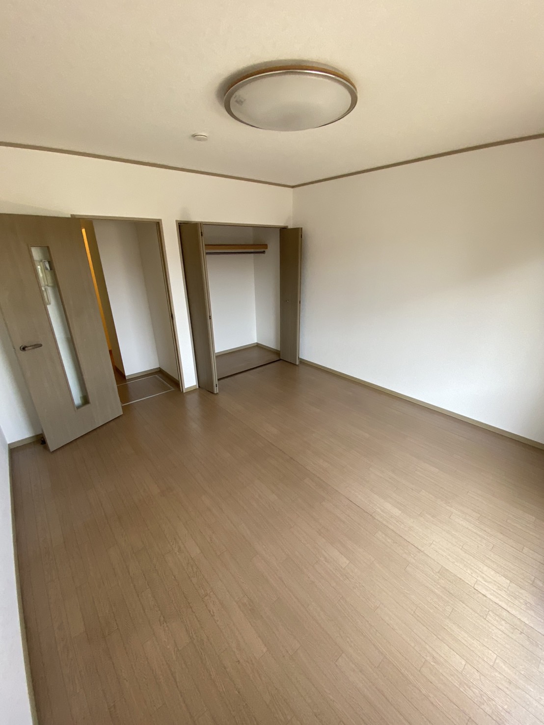 セジュール南蔵王!!の居間写真