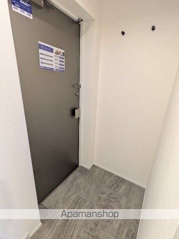 ＪＲ京浜東北線 大井町駅 徒歩3分 13階建 築21年の玄関写真