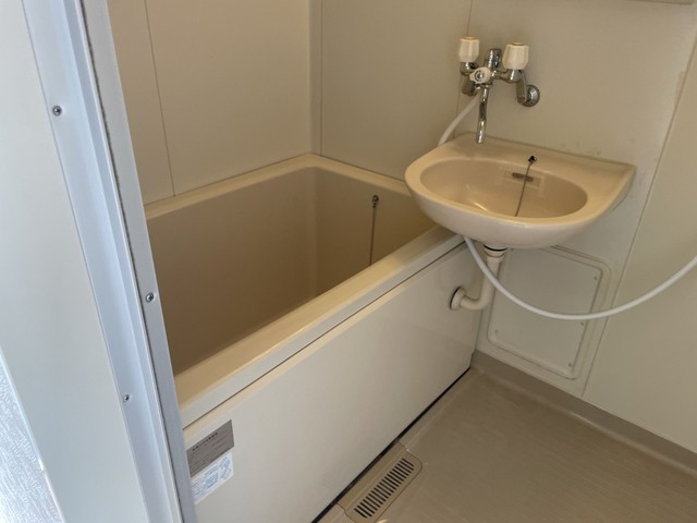バス・シャワールーム　【浴室】別部屋の写真です。