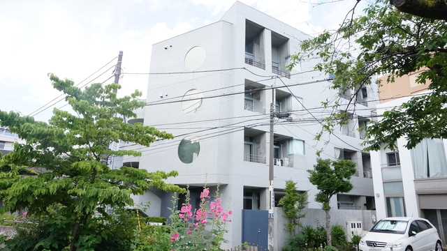 建物外観　丈夫で安心の鉄筋コンクリート造マンションです☆