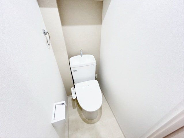 ＪＲ京浜東北線 大宮駅 徒歩22分 2階建 築2年のトイレ写真