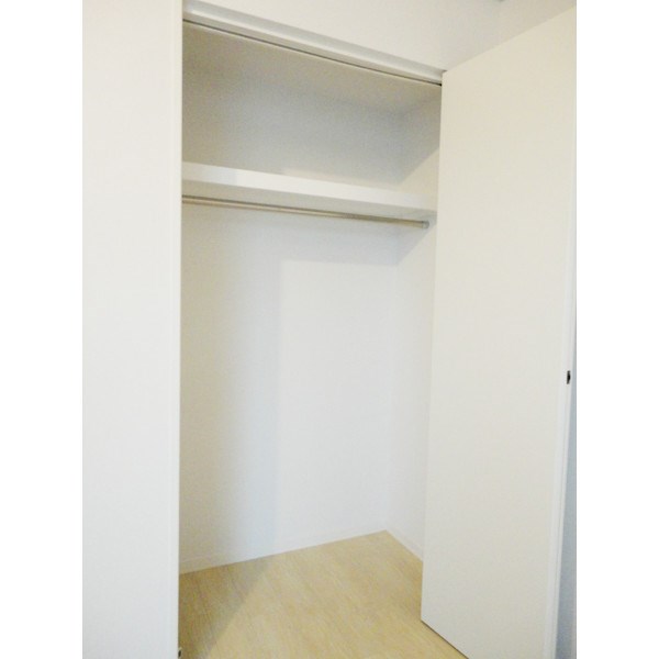 HOUSE PLUS ONEの内装写真
