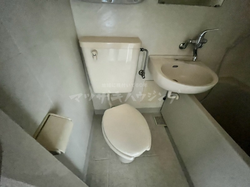 アクシルコート新小岩のトイレ写真