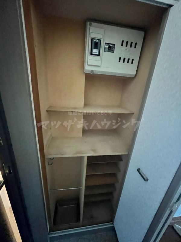 アクシルコート新小岩の玄関写真