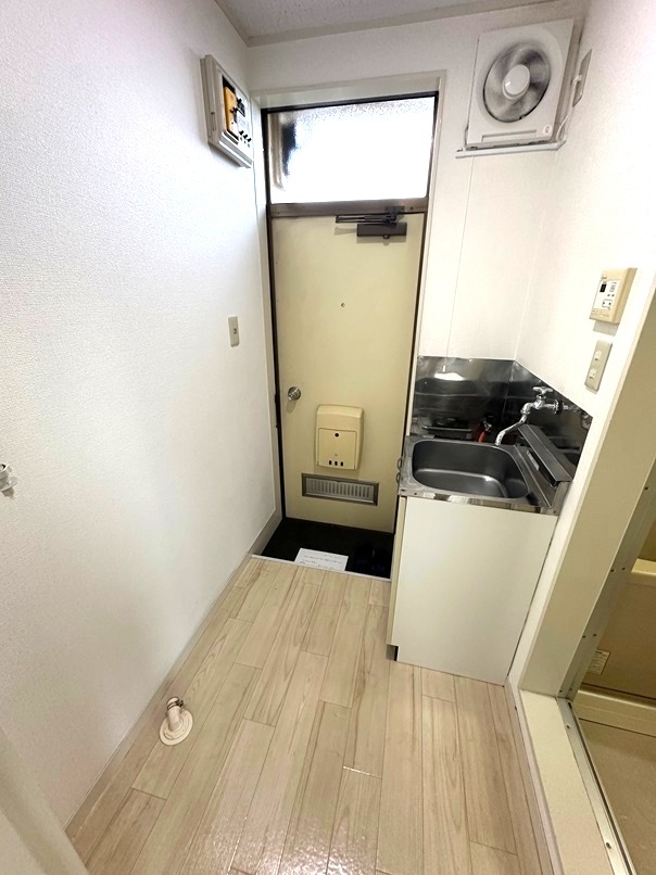 玄関　室内洗濯機置き場あります。