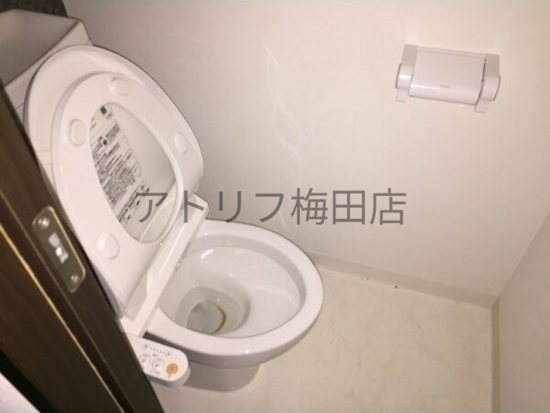地下鉄谷町線 都島駅 徒歩4分 6階建 築13年のトイレ写真