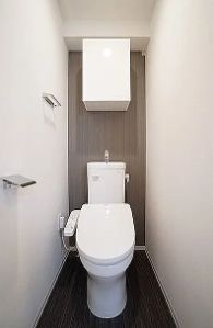 都営新宿線 菊川駅 徒歩10分 12階建 築8年のトイレ写真