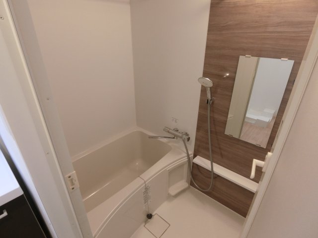 バス・シャワールーム　他のお部屋の参考写真となります。