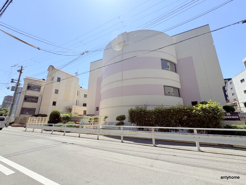 小学校　大阪市立中央小学校（小学校）まで242m