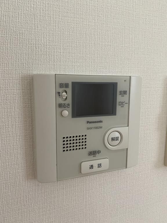 セキュリティ　モニター付きインターホン