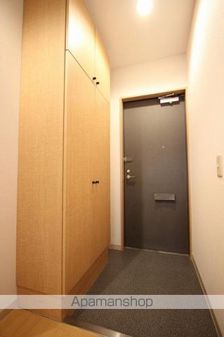 ＪＲ高徳線 木太町駅 徒歩5分 3階建 築24年の玄関写真