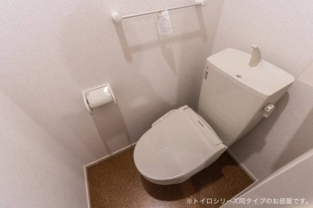 オリーブのトイレ写真