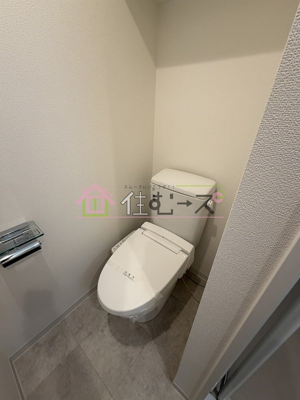 コーラルポワント難波westのトイレ写真