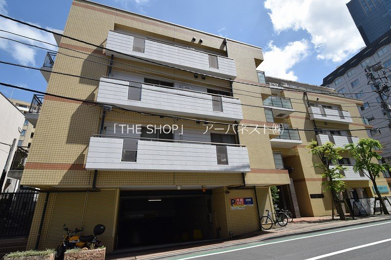 建物外観　「赤坂」駅、徒歩６分