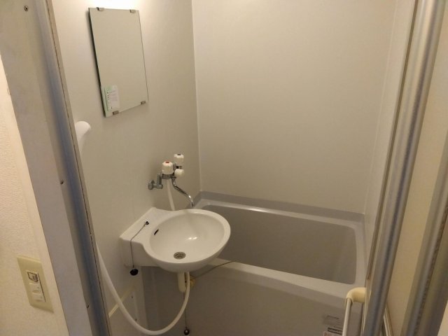 レオパレス志度の風呂写真