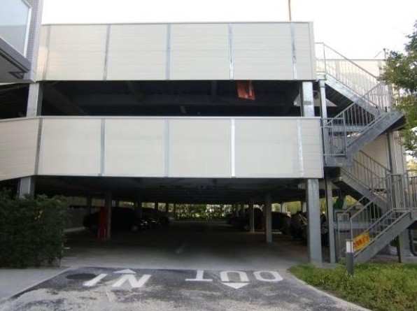 駐車場　☆駐車場☆