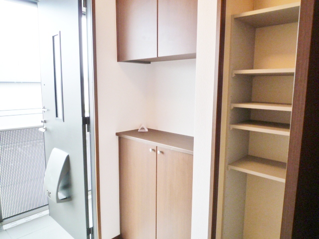 玄関　☆仲介手数料ゼロ円は当店だけ！！☆