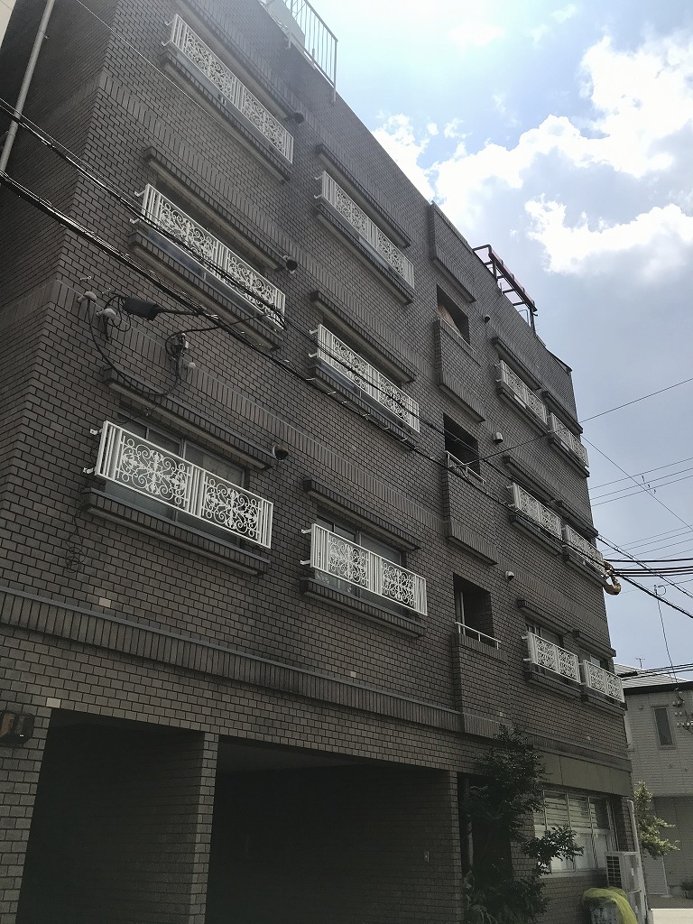 【神戸市東灘区魚崎北町のマンションの建物外観】