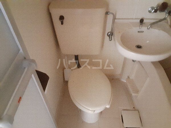 【横須賀市富士見町のアパートのトイレ】