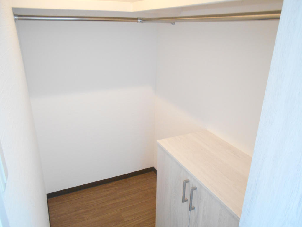 収納　ウォークインクローゼット