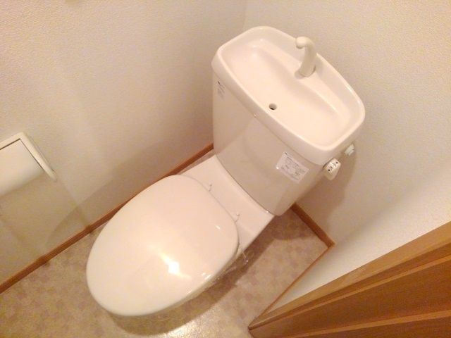 【アルバＣのトイレ】