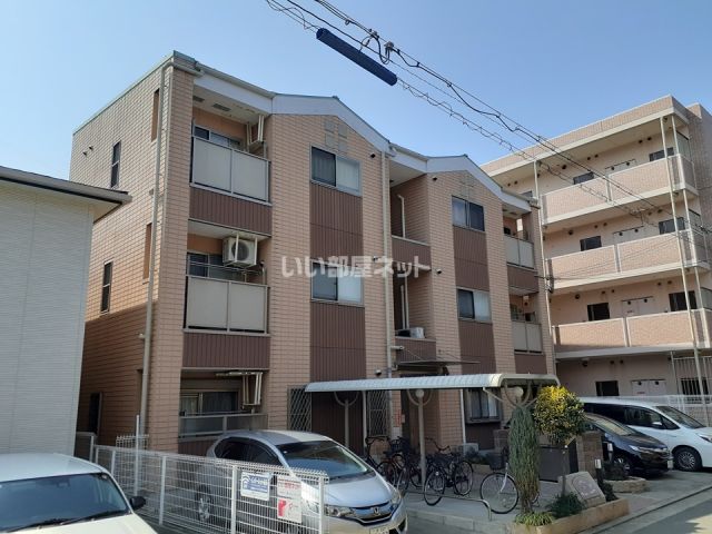 堺市堺区西湊町のマンションの建物外観