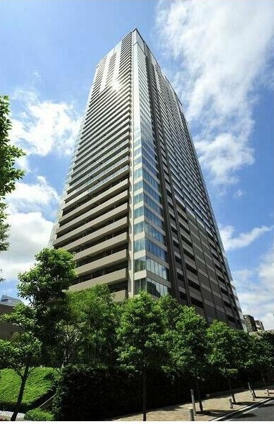 赤坂タワーレジデンス トップオブザヒルの建物外観