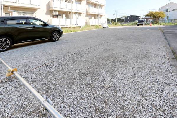 【ビレッジハウス平山崎1号棟の駐車場】