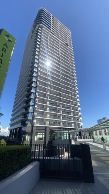 江東区有明のマンションの建物外観