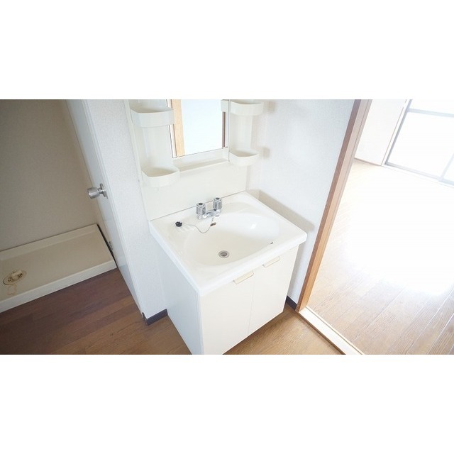 洗面設備　洗面化粧台