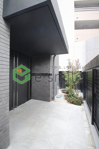 エントランス　清潔なエントランスです