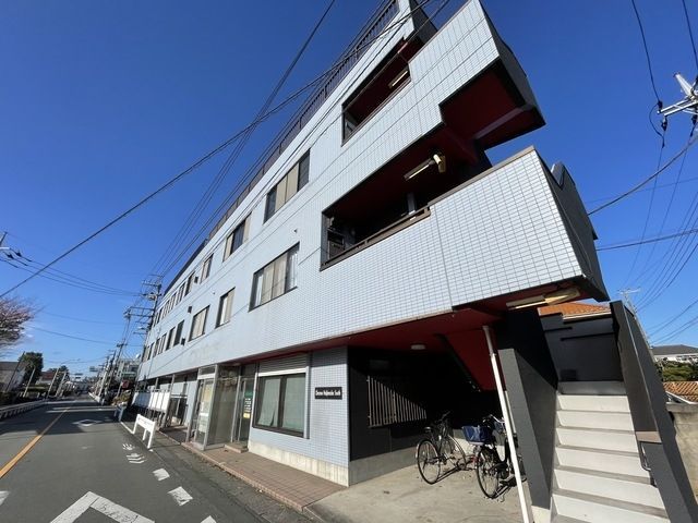 クロノス拝島町Ｎ・Ｓの建物外観