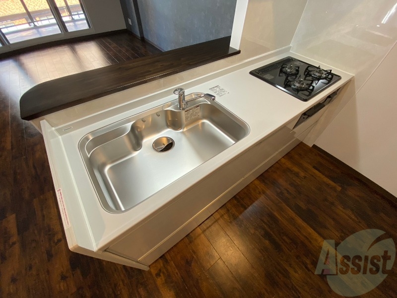 キッチン　キッチンはスペースも広々していて使いやすそうですよ！