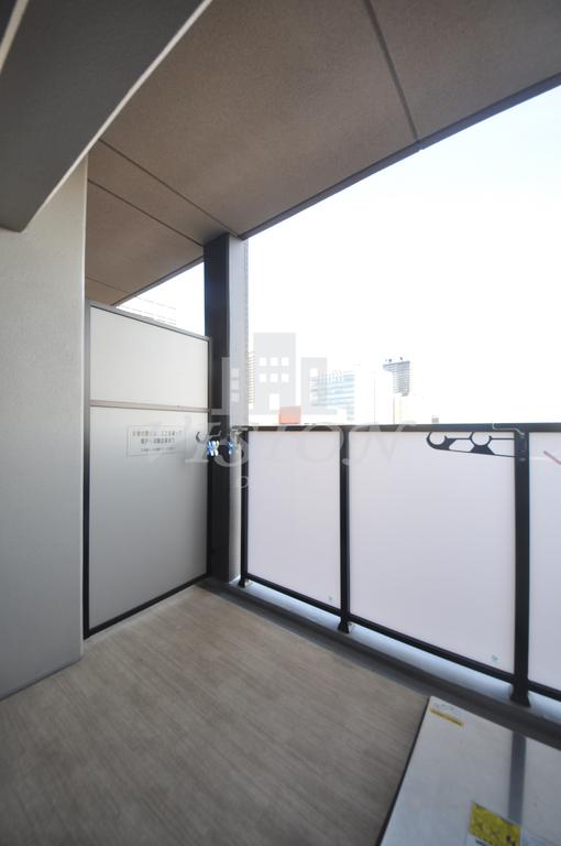 バルコニー　写真は別タイプとなります。