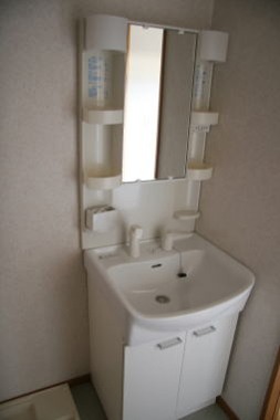 洗面設備　シャワー付き洗面