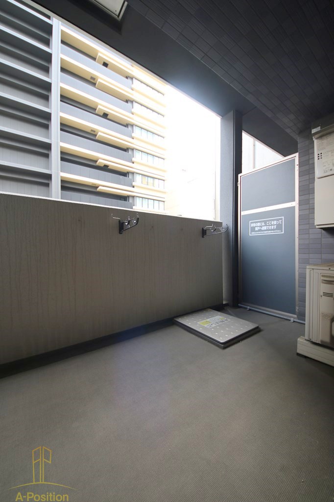 バルコニー　プレサンス堺筋本町駅前