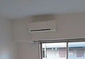 その他　エアコン付き