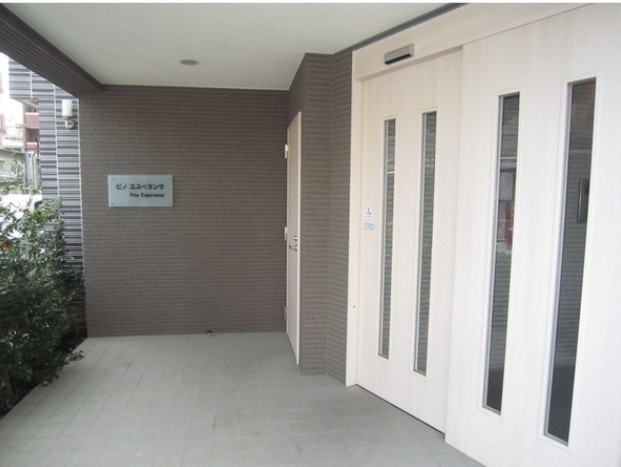 エントランス　オートロック付