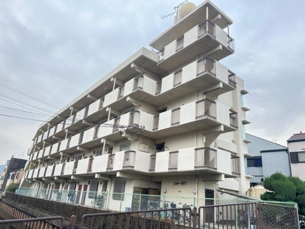 建物外観　鉄筋コンクリート造のマンションです◎