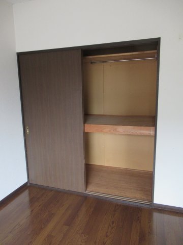 フラワーコーポオオヤの内装写真